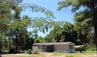 188 Compass Lake Dr, Alford, FL 32420