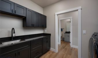 6111 Springhill Rd, Belgrade, MT 59714