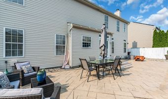 29 Tupelo Rd, Bayville, NJ 08721