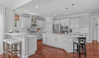 1813 Venezia Way, Apex, NC 27502