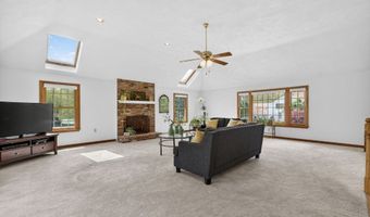 2 Stouffer Cir, Andover, MA 01810