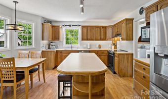 423 Cad Campbell Rd, Bakersville, NC 28705