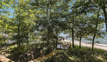 16864 Starkey Rd, Arcadia, MI 49613