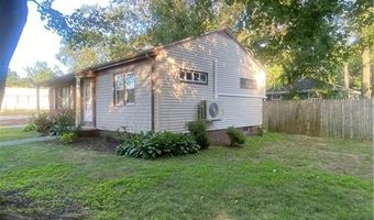 316 Manolla Ave, Warwick, RI 02888