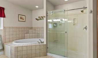 137 Desert Lakes Dr, Fernley, NV 89408