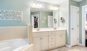 216 Wendhurst Ct, Apex, NC 27502