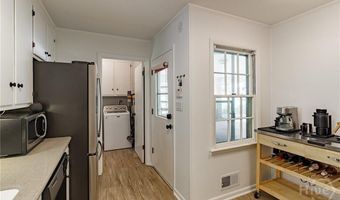 655 University Cir, Athens, GA 30605