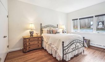 6623 RADNOR, Bethesda, MD 20817