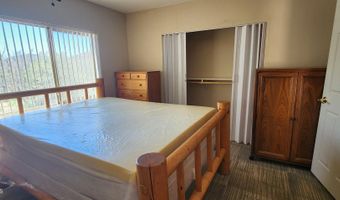 200 Cathedral Vly, Ash Fork, AZ 86320