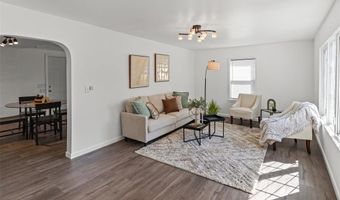 2425 La Salle Dr, Alton, IL 62002