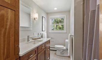 6 Black Horse Dr, Acton, MA 01720