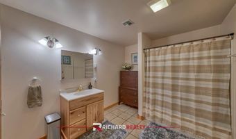 6 Bear Creek Rd, Cody, WY 82414