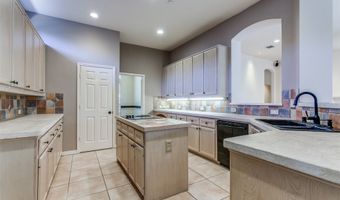 4004 Winter Park Ln, Addison, TX 75001