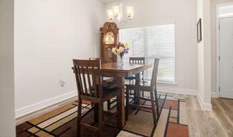 6285 Emerald Lk Dr, Biloxi, MS 39532