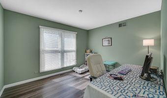 1940 Waverly Ln, Algonquin, IL 60102