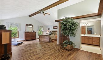 W2530 BROOKHAVEN Drive, Appleton, WI 54915