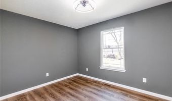 521 W Maple St, Austin, IN 47102