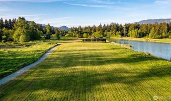 18003 Bow Lake Ln, Bow, WA 98232