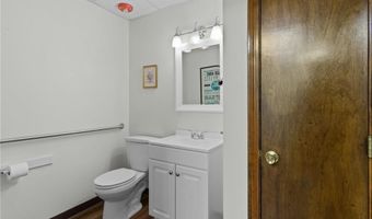 1050 Main St 24, East Greenwich, RI 02818