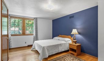 5310 Dorsett Dr, Madison, WI 53711