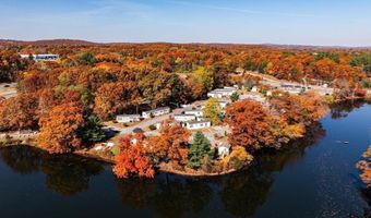 751 Washington St 22, Auburn, MA 01501