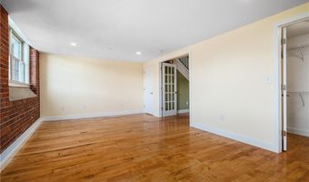 1 Tupperware Dr 231, North Smithfield, RI 02896