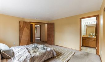 5155 SE THOMAS SMITH Rd, Milwaukie, OR 97267