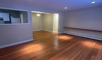 527 W Eastman St 1C, Arlington Heights, IL 60005