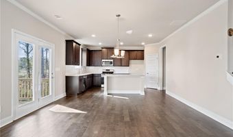 7360 Rocklin Ln, Flowery Branch, GA 30542