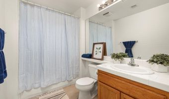 32201 Joaquin Dr, Acton, CA 93510