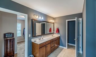 208 Castleton Cir, Boiling Springs, SC 29316