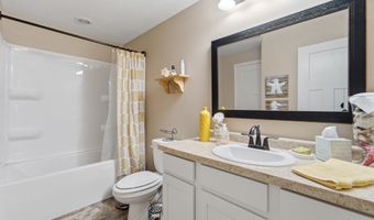 617 Timberview Dr, Adel, IA 50003