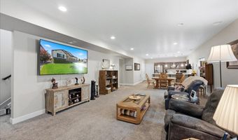 997 Blue Bell Rd, Berthoud, CO 80513