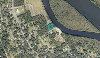 Ella St, Bagdad, FL 32583
