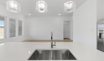 752 Waterhouse Lake Dr, Anna, TX 75409