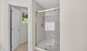 255 Scenic Dr, Ashland, OR 97520