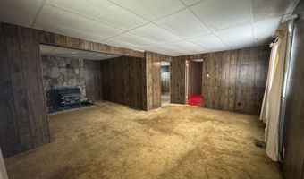 35 Conroy St, Diamondville, WY 83116
