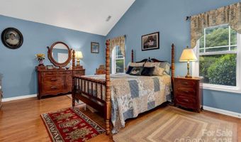 16 Sunview Cir, Arden, NC 28704