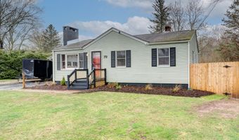 79 Circle Dr, Mansfield, CT 06250