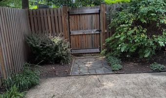 4715 29TH St S, Arlington, VA 22206