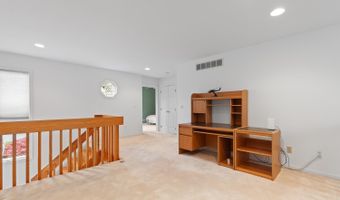 830 Richlyn Dr, Adrian, MI 49221