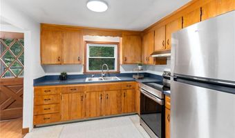 398 Central St, North Smithfield, RI 02896