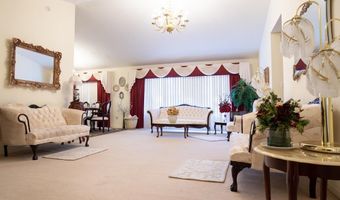 521 N Calhoun Shores Pkwy, Calhoun Falls, SC 29628