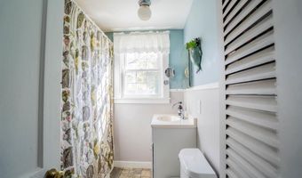 1 Bartlett St, Allenstown, NH 03275