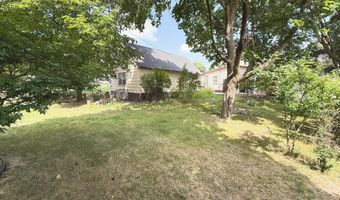 909 River Ave, Alma, MI 48801
