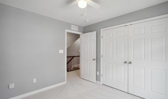 24682 CARIBOU Sq, Aldie, VA 20105