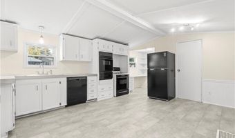 21 Lear Dr, Coventry, RI 02816