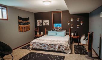 38404 142nd St, Aberdeen, SD 57401