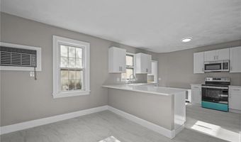 55 Walnut St, Johnston, RI 02919