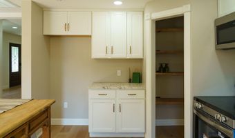 101 W College St, Ash Grove, MO 65604